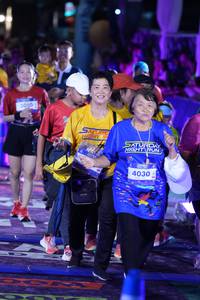 BIB: 3050, 4030
                            <button type="button" onclick="openModal(26261131)" class="btn btn-primary btn-sm float-right btn-popup" data-toggle="modal" data-target=".modal-high-quality">
                        <i class="fas fa-shopping-cart"></i> Add to Cart
                    </button>
                                            <button type="button" onclick="isThisMe(26261131, true)" class="btn btn-success btn-sm float-right btn-popup btn-isme hidden" data-toggle="tooltip" data-placement="bottom" title="นี่คือรูปของคุณใช่ไหม คลิกที่นี่เพื่อเอาเข้าอัลบั้ม">
                        <i class="fas fa-plus"></i> Add to album
                    </button>
                    <button type="button" onclick="isThisMe(26261131, false)" class="btn btn-warning btn-sm float-right btn-popup btn-isnotme hidden">
                        <i class="fas fa-ban"></i> Remove from album
                    </button>